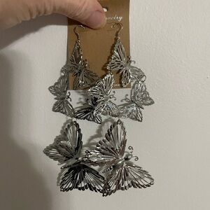 💛Butterfly dangle earrings